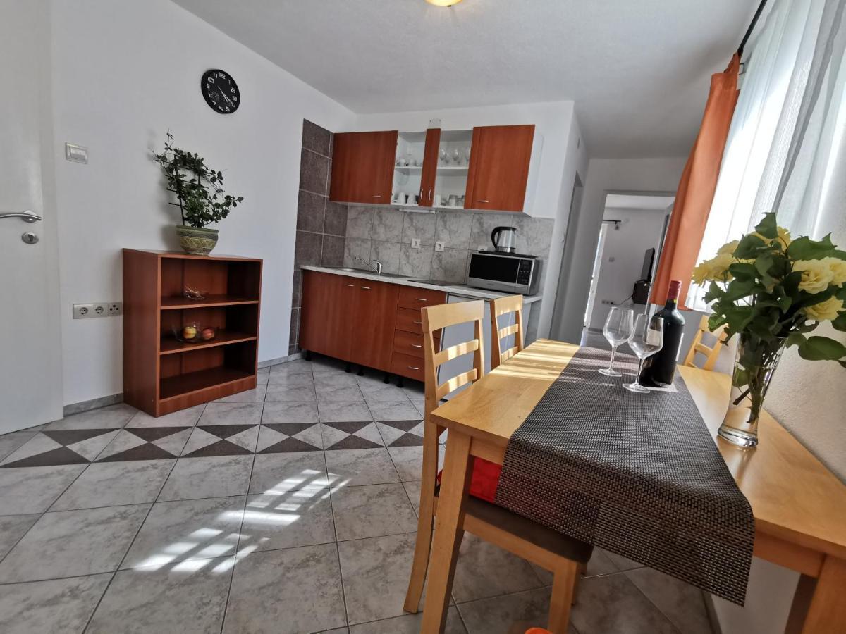 Apartments Villamare Grebaštica Exteriör bild